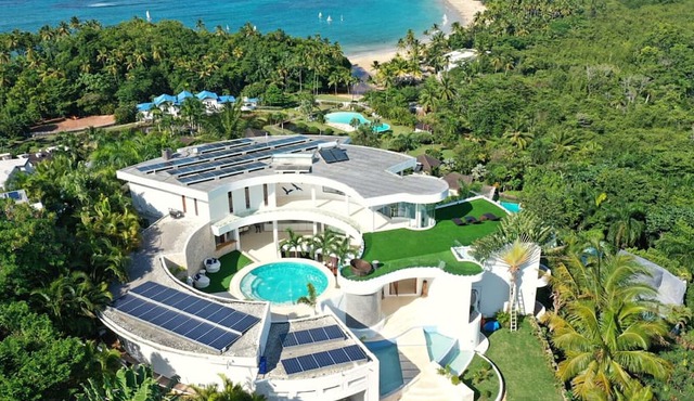 Beautiful, Modern and Luxurious Redonda House Located in las Terrenas in Las Terrenas
