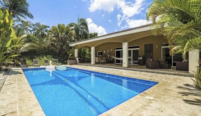 Super Modern 3bd/3.5ba Spacious Villa Private pool, Grill Hispaniola Residencial in Cabarete