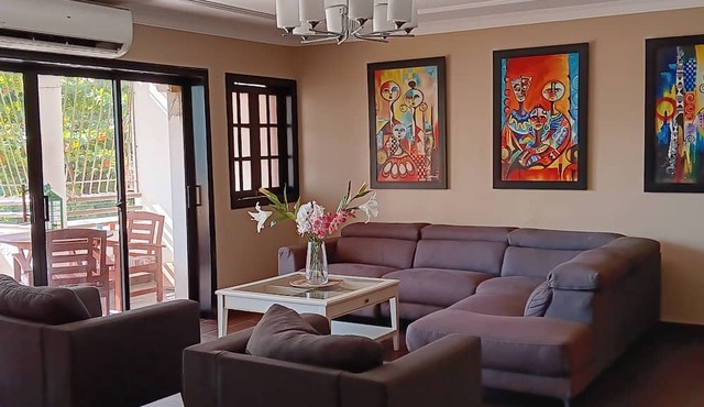 Gazcue Executive Apartment by Peace Corps, UN, Clinics, and Universities in Santo Domingo