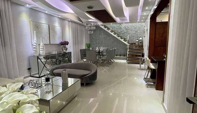 Luxurious Penthouse with Jacuzzi, Wi-Fi, AC, Gated community in San Francisco De Macoris