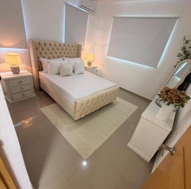 Oasis2 in San Isidro