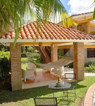 Villarosecaecolodgelosmogotes Poolfamily in Los Plátanos