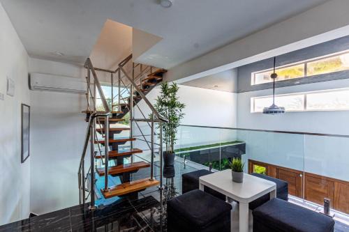 Sosua Ocean Village, Villas Nuevas con piscinas privadas! in Sosúa