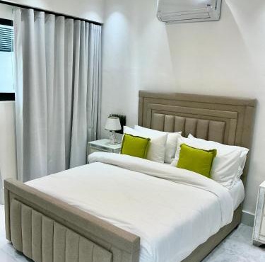 Luxury Designer Suite, Infinity Pool,City Views in Santo Domingo