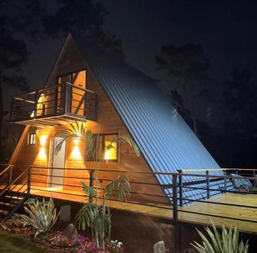 Alpina Village, Jacuzzi Climatizado, Montaña, Fogata, Jarabacoa