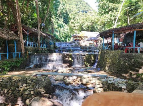 2 Bdrm, 1 Bath, Wifi, Near River and Beach, 4R in Paraíso