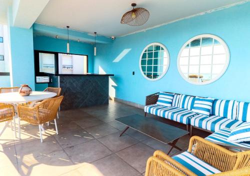Elegant 2BR in La Esperilla with Balcony, Rooftop and Gym