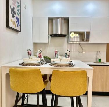 Modern Apartment in Arroyo Hondo with Pool Gym and Balcony in Santo Domingo
