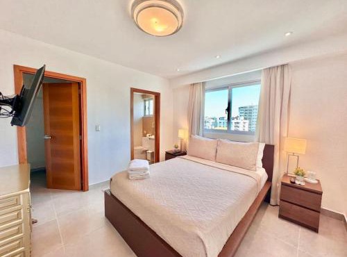 Stylish Centric Apt great View