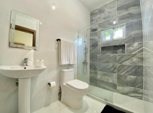 Apartamento Fonzeka B1 A 1 Min de Playa 3 habitaciones Lujo Parqueo
